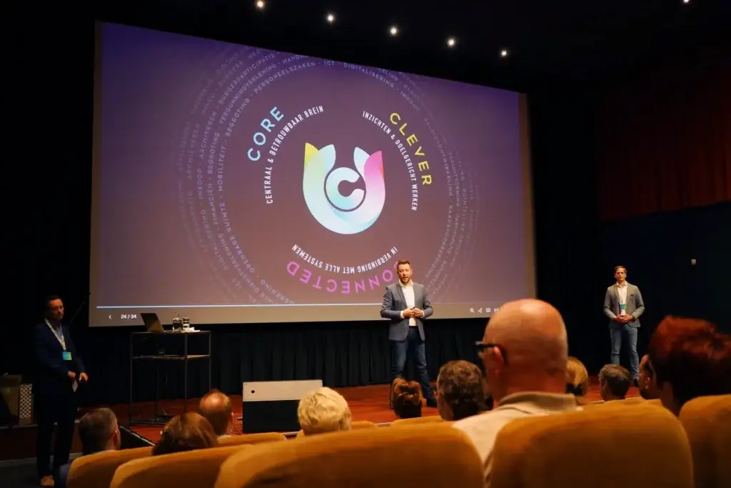 Presentatie van Corsa Core, Clever en Connected op het Overheid360-evenement